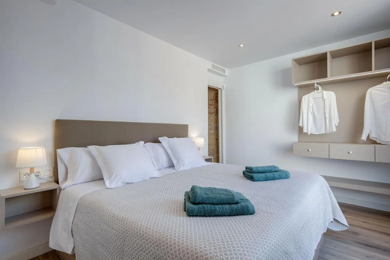 Lucasland Apartments Barcelona